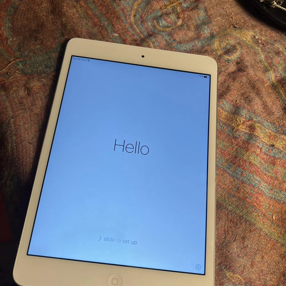 Apple Silver Tablet